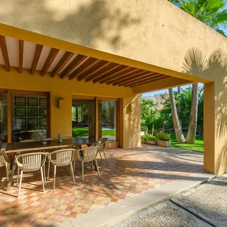 Son Floriana Villa