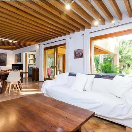 Villa Son Floriana *