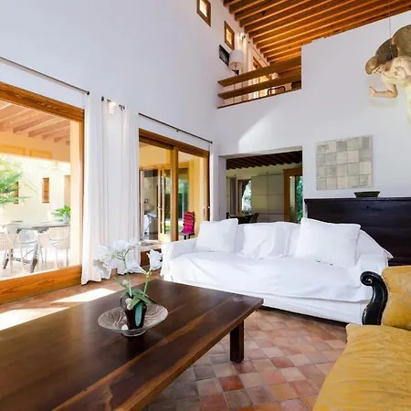 Son Floriana Villa